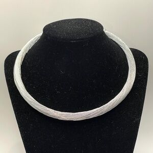 Vintage Silver Tone Twisted Wire Modernist Minimalist Choker Torque  Necklace